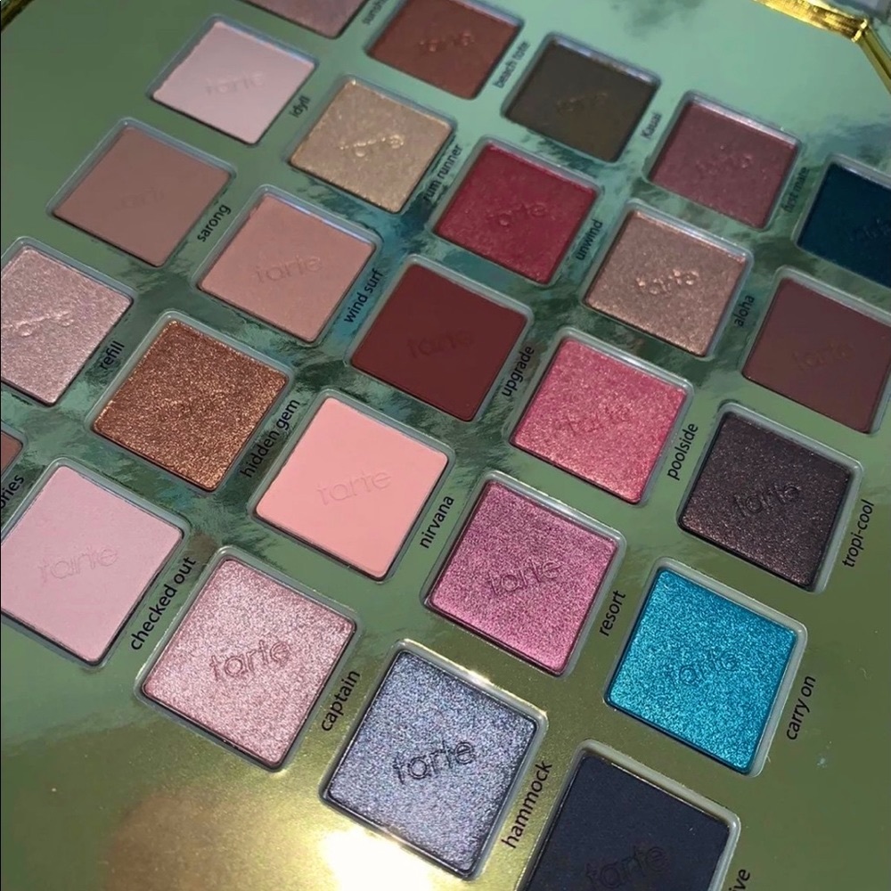 tarte sweet escape collector’s set + FIVE EXTRAS! LIMITED EDITION NEVER USED - Picture 2 of 6